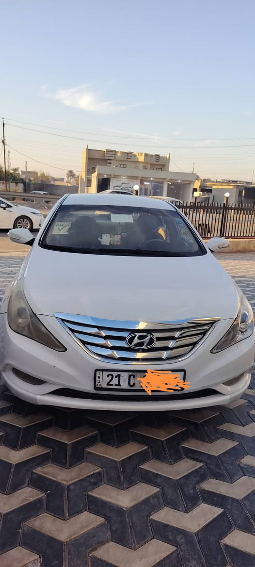 سلام عليكم
سوناتا خليجي
مديل ٢٠١٢
رقم سليمانيه جاملغ ايسر تبديل فقط مواصفات داخل بيجي مري شفط اشاير بل مري
تبريد قطعتين تحكم ستيرن جهتين 
ارضيه جلد السعر ١٢٥
عنوان صلاح الدين  يثرب 
***********
