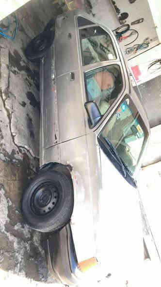 سلام عليكم اخوان سيارة كامل مكمل كلشي بشرط فقط محرك فار يطغ كير شرط كهربائية كامل تايرات جديد صدر امامي خلفي مضبوط رقم كركوك سنويه أخضر ومعامله كامله مال عاج شرط تحويل ووكاله دفتر بنزين بي مال بيت مو جنباز سعر 12بي مجال للطيبين *********** كركوك
