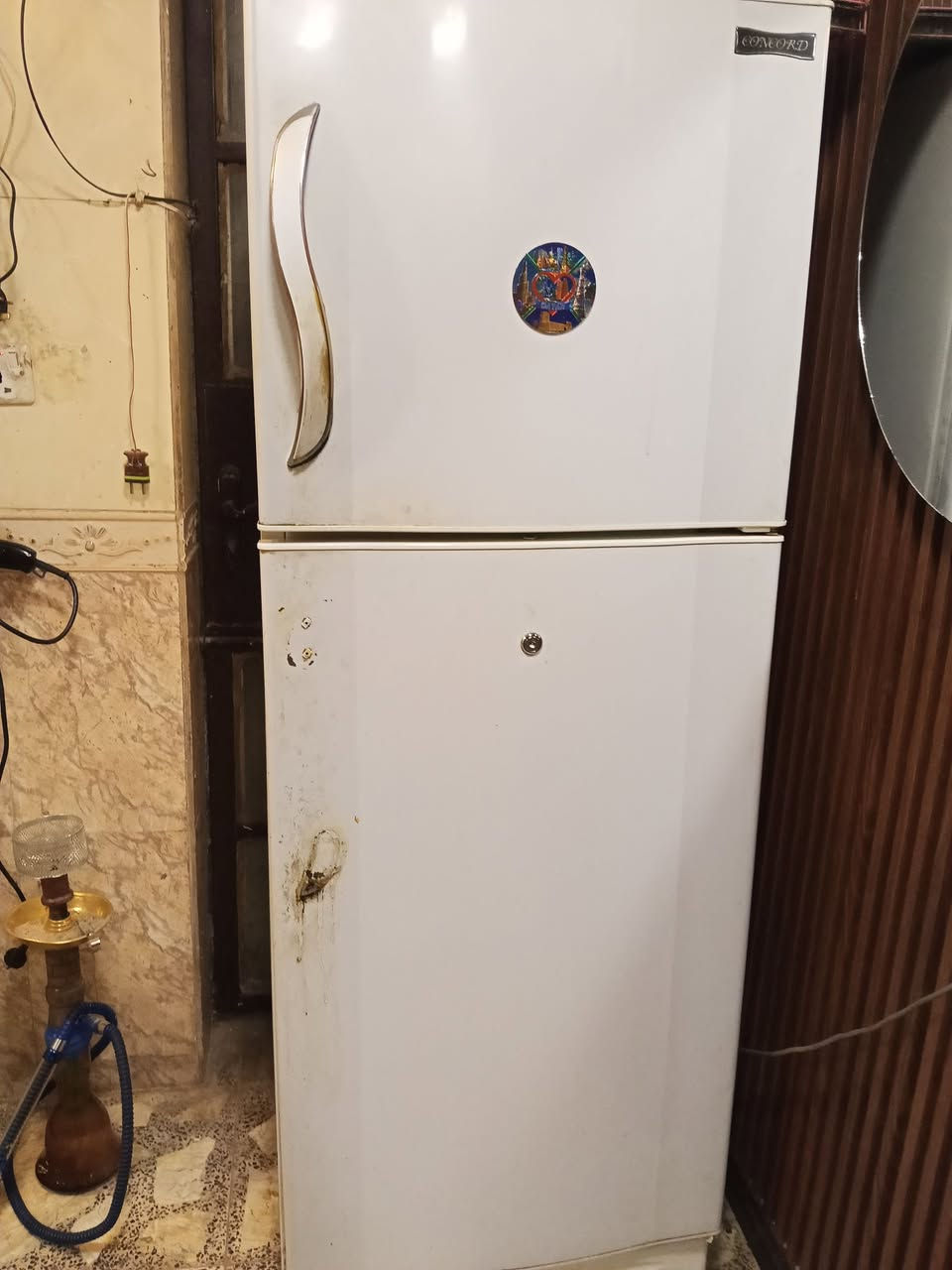ثلاجه كونكورد لبنانيه كبيره تجميد فول نقص يده وكلوب  فقط قيم الي يرضى الله لاتكسرون بحاجه العالم تحياتي لكم ***********الاتصال
