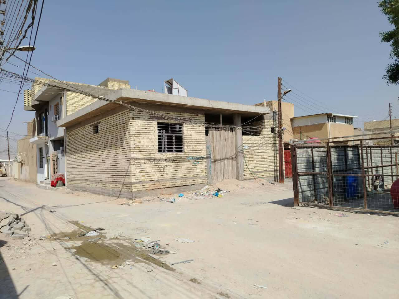 بيت     110.  متر  للبيع. قرب جامع البصراوي علا ساحه ركن
الرقم للتصال والاستفسار
***********
