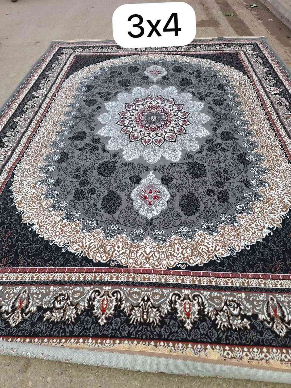 زوليه ايراني درجه اولى قياس3x7 السعر 200 واصل لباب البيت وقياس3x4 السعر150 واصل لباب البيت التواصل خاص او الاتصال على ***********
