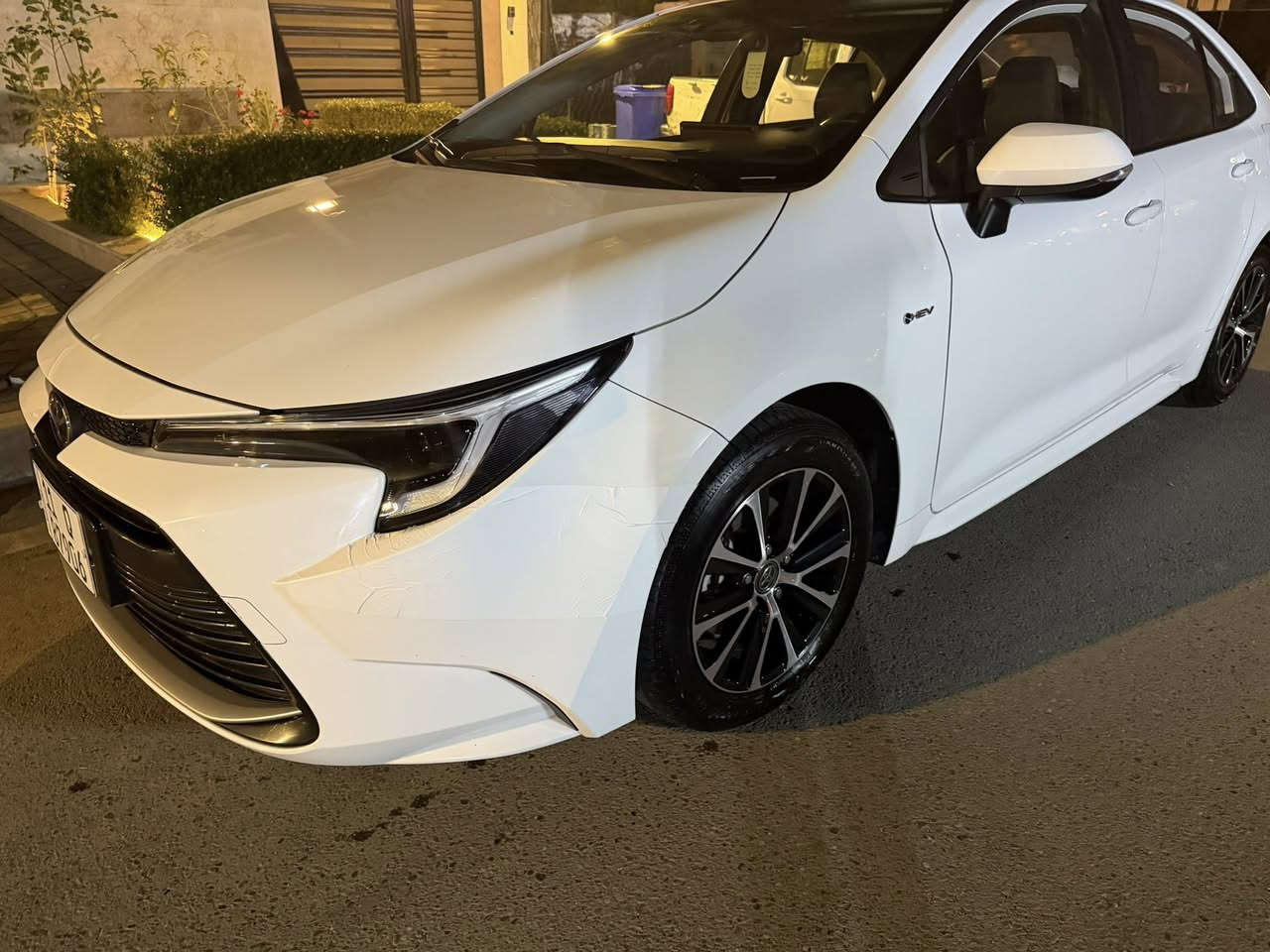 كورلا 2024 شكل امريكي رقم بغداد فول مواصفات داخل لونين احمر كشن كهرباء 3 دكم مكان سياره بغداد الدوره 
***********
