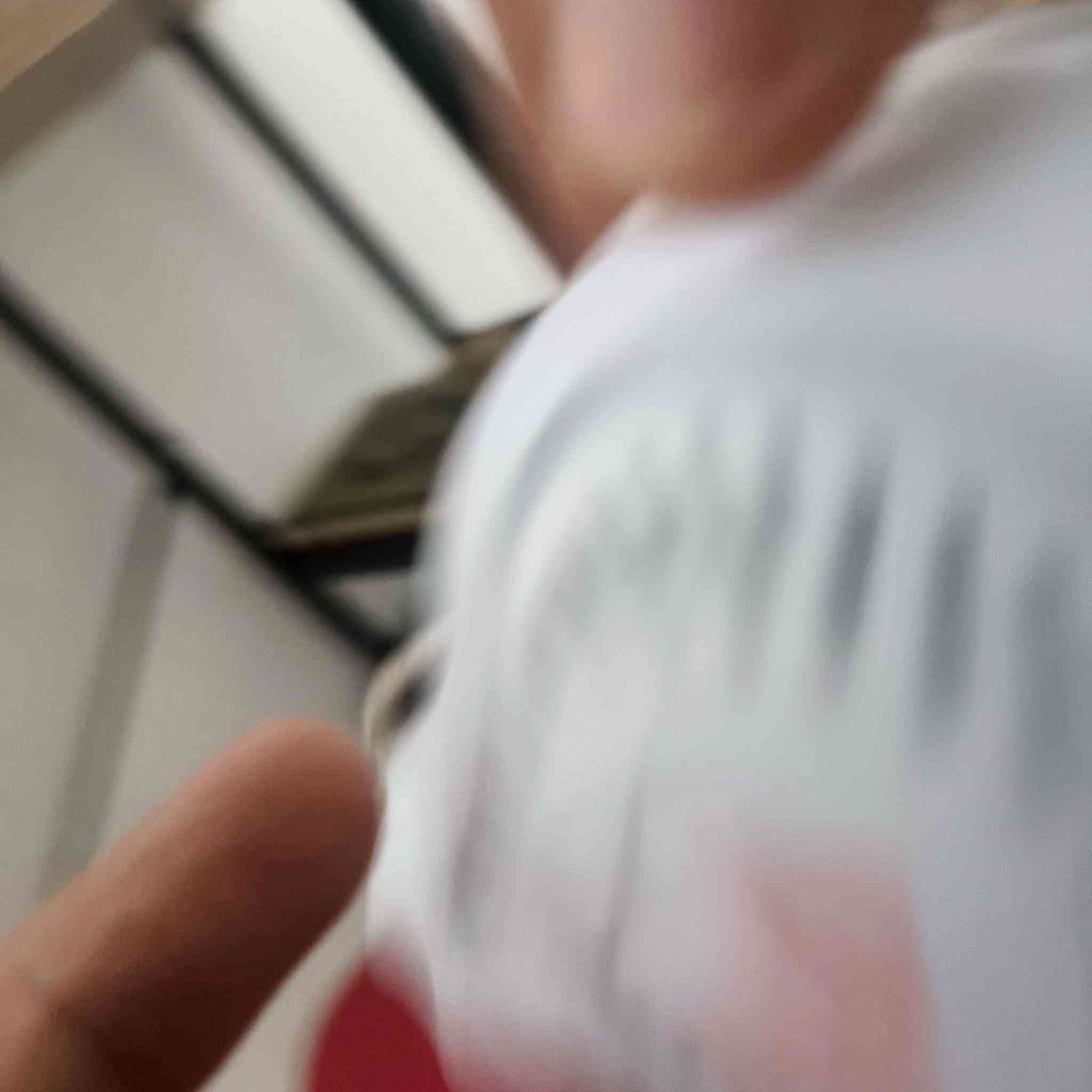 مواصفات رام 16 كارت شاشه 570 سرياس معالج 5 جيل 12 هارده m. 2. 1تيره وياهه شاشه msi حجم 27 هرتزيه 180 كامله الحاسبه سماعه  وكيبورد وماوس كلهن ار جي بي ( كلشي موجود بالصور ) و التجميعة نظيفة ومابيها اي عيب
مكاني بغداد الشعله
***********
