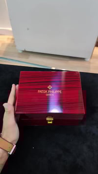 باتيك فيليب • مينا نيلي • فضي