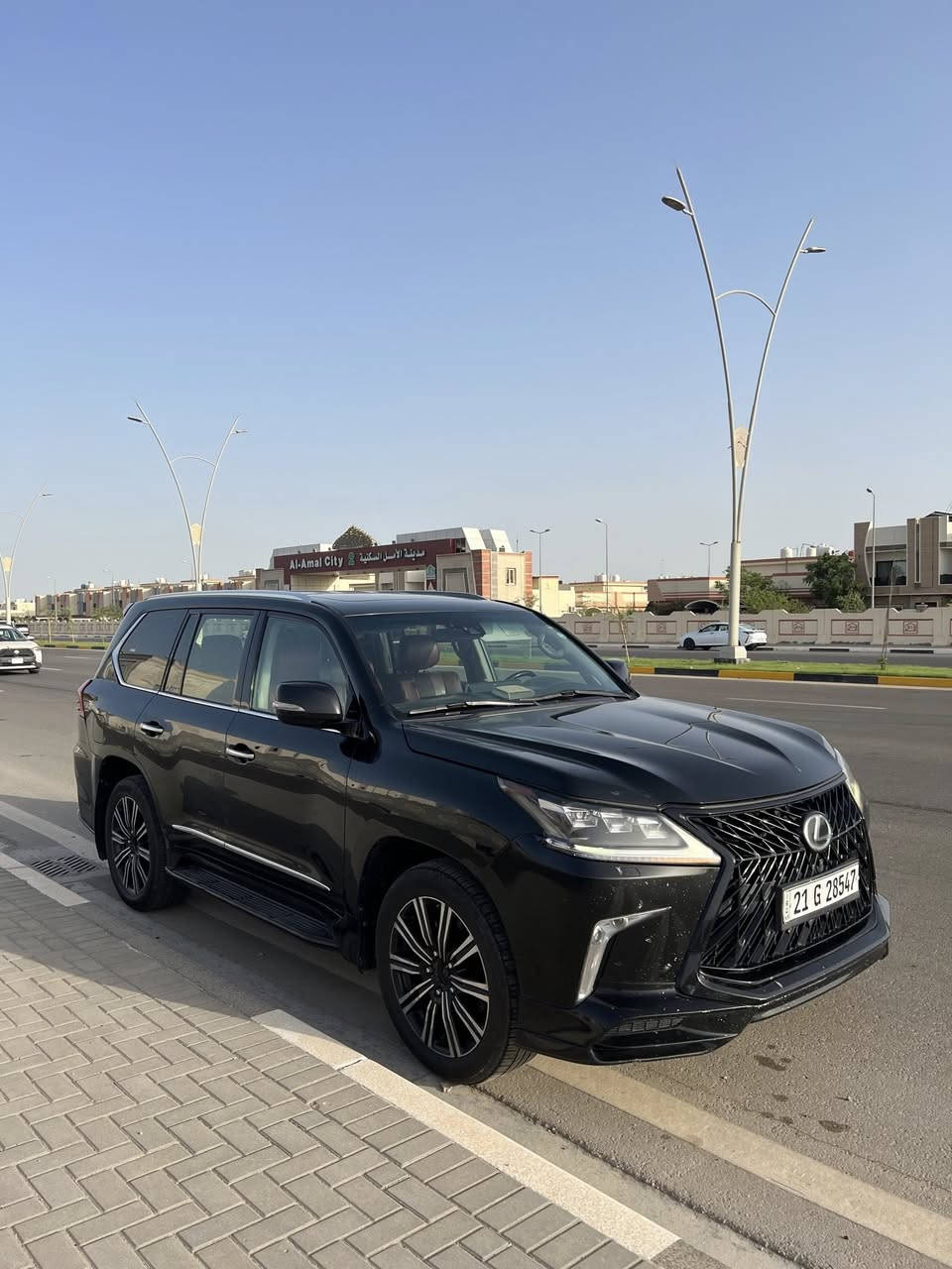 لكزس lx570 سبورت بلاص بدون سوبر موديل 2017 ماشيه 155 الف وارد اوربي كفاله عامه ماعدى شبر pdr ب صندوق والدعاميات صبغ فقط السعر 57 الف وبيها مجال للاستفسار ***********
