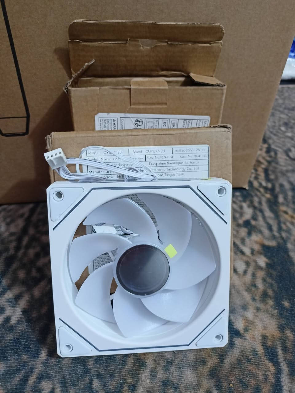 السلام عليكم
مبرد ماسس 120ml لون أبيض rgb ثابت 
سعر القطعه 20 الف 

مراوح ريفيرس عدد 2 سعر القطعه 5 

مبرد اعتيادي سعره 12 الف
موجود توصيل كل المحافظات


**إذا كنت صاحب هذا الإعلان وتريد حذفه لأي سبب، رجاءا أرسل رسالة إلى الدعم الفني**