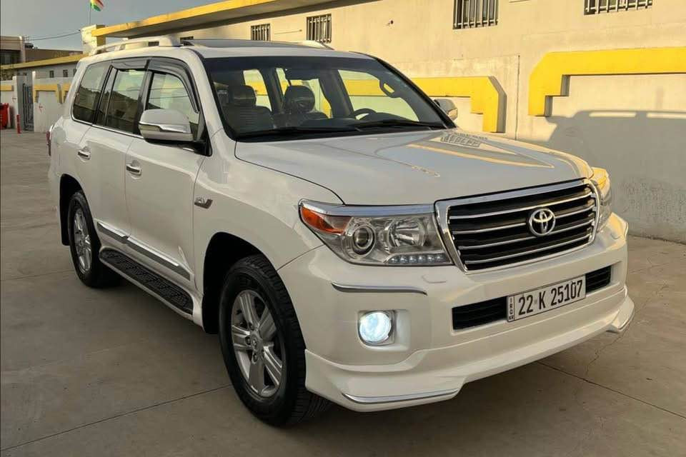 تۆیتا لان کرۆزە ر مۆدیل ٢٠٠٨GXRفول سە نە ویی تازە یە بە ناویی خۆمانە وە گیرمە کینە بە شە رت ئە کسل بە شە رت چوارتایی تازە لە ژیرە سە یارە کە بی مە سرە فە بی کیشە یە جوانە  کامل ناویی دە ریی کراوە تە چواردە کارتی بە نزینی لە گە لە السليمانية, العراق


**إذا كنت صاحب هذا الإعلان وتريد حذفه لأي سبب، رجاءا أرسل رسالة إلى الدعم الفني**