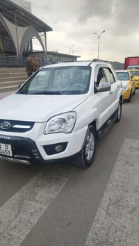 سياره سبورتي 2010 ماشيه 88 الرقم بغداد الثانويه باسمي سياره كفاله عامه...