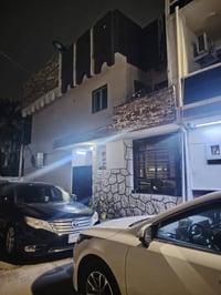 الدار للبيع حي الجوادين شارع المحكمه المساحة 66 واقع حال 68 يحتوي الطا...