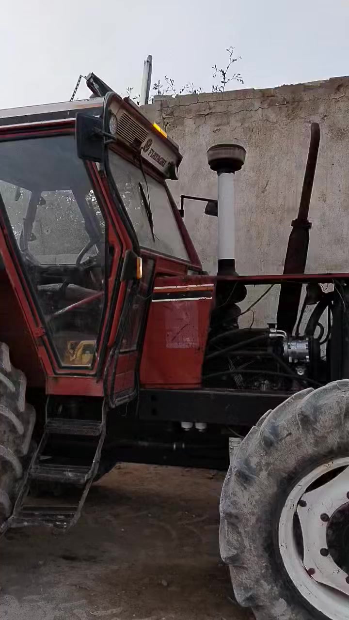 سلام عليكم مكينة فيات 115 للبيع المكان ديالى بهرز وياهة فدان خماسي 11 ومعدلان سكين مآل كليدر الستفسار اتصل على الرقم***********/***********
