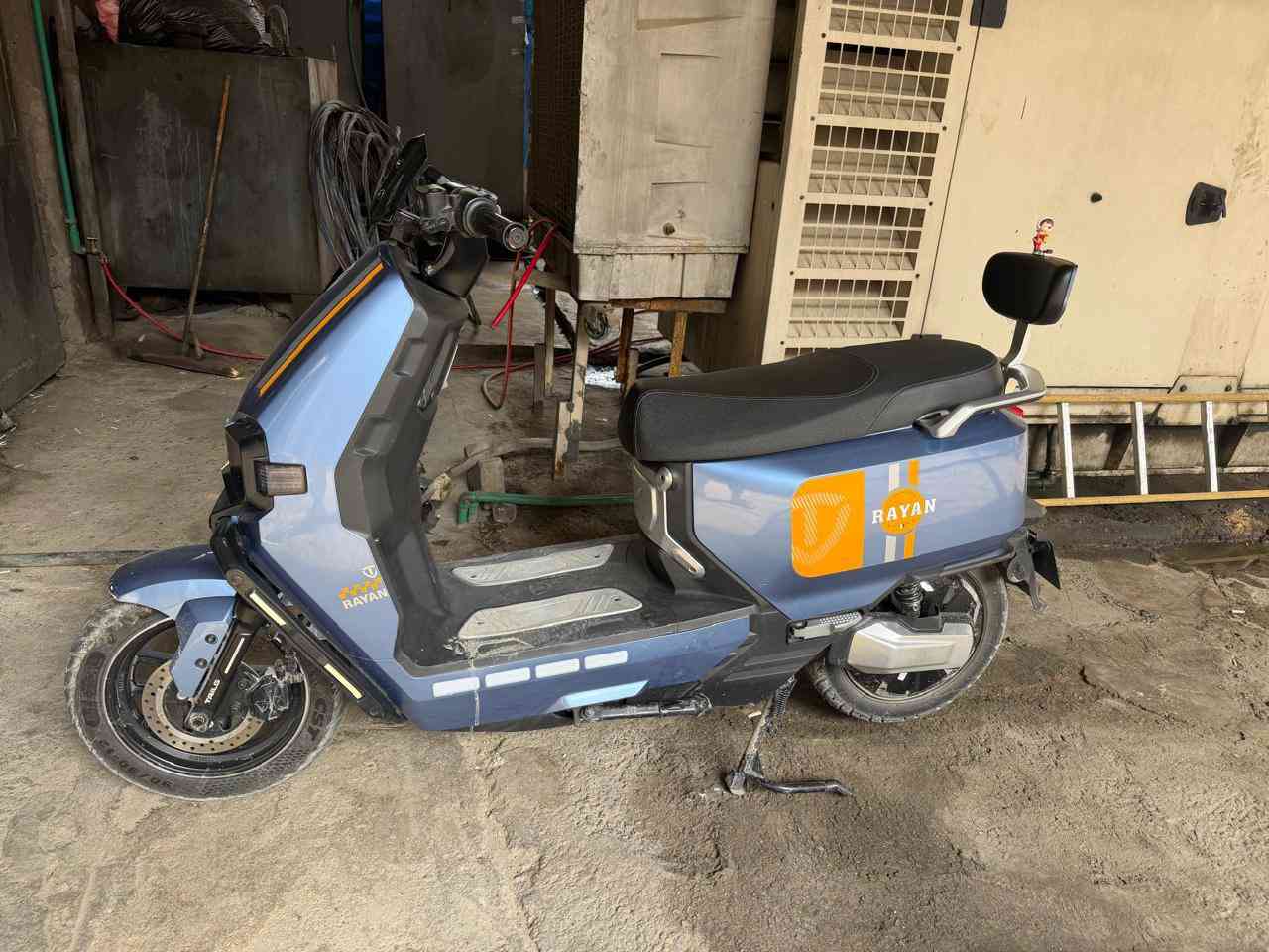 السلام عليكم 
وحش الكون ريان 
دراجه جديده بمعنا الكلمه 
مكاني كراده 
*********** 
السعر ٩٢٥ وبيها مجال 
والي مو شراي ليواعد رحمه الاهلكم 
وامسح المنشور وجايك وميجي
