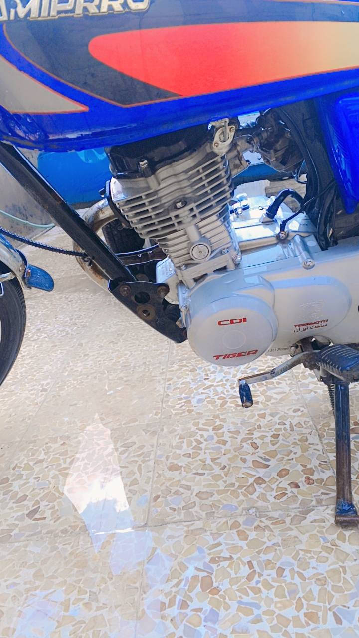 سلام عليكم ماطور للبيع مكاني موصل جانب اليمن 370 
بيع مستعجل وبي مجال


**إذا كنت صاحب هذا الإعلان وتريد حذفه لأي سبب، رجاءا أرسل رسالة إلى الدعم الفني**