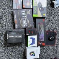 سيت اب كامل : ميز + كرسي + ماوس +كيبورد + ماوس باد + سماعات +مكبرات صو...