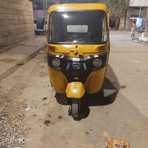 تكتك 2022رقم بيها ضربه بل قد راجعا حار ومكينه نجفته شريكه سعر6800بكاني بصره***********
