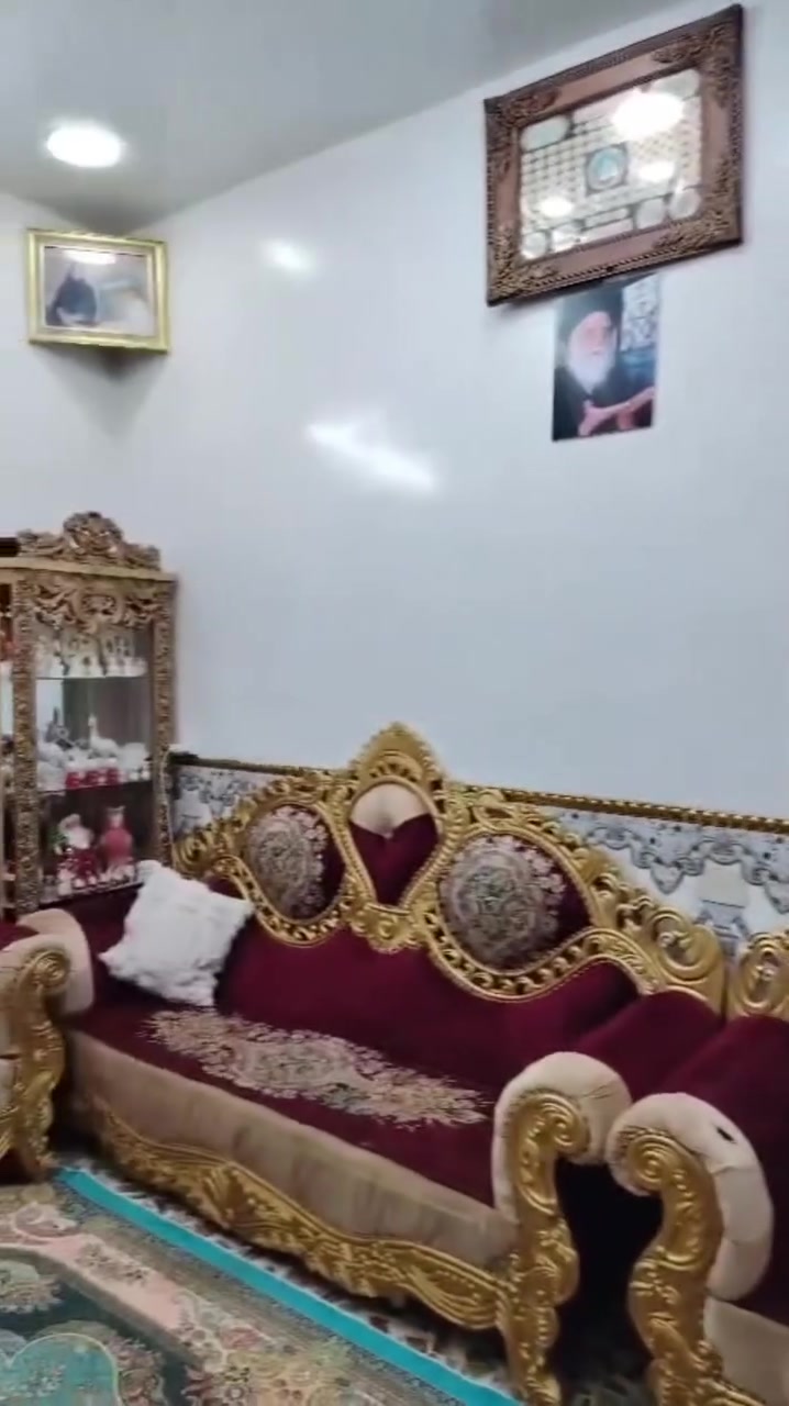 السلام عليكم نصف قطعه للبيع قطاع 43 قرب شارع الفلاح ثاني بيت علا الشارع بنيان حديث ثلاث طوابق 
ب، ١٤٠ قابل التفاوض للاستفسار ***********
