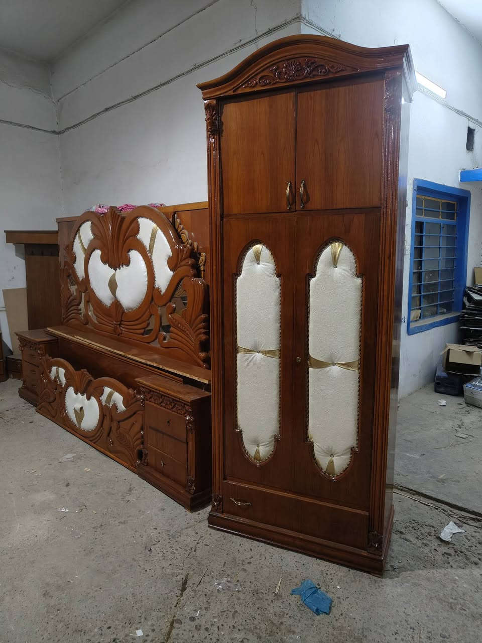 توفر من معرض الانس غرفه زان سته ثكيله التوج انديف انظاف حيل زاويه ملحق كلها جامج من فوك النفش السعر 900وبيها مجال التواصل على الخاص


**إذا كنت صاحب هذا الإعلان وتريد حذفه لأي سبب، رجاءا أرسل رسالة إلى الدعم الفني**