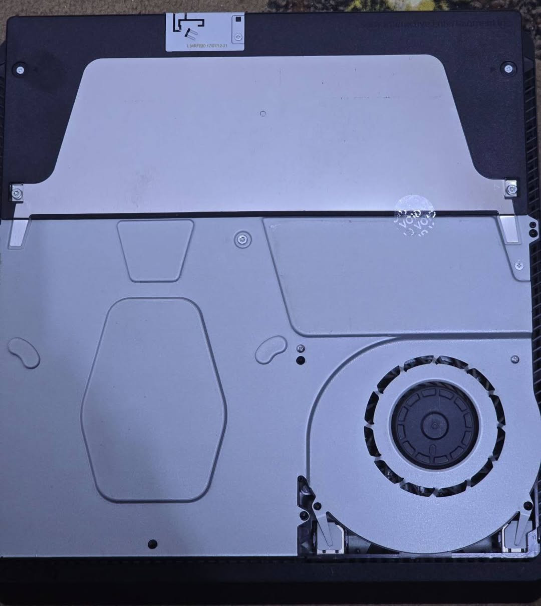 سلام عليكم ps4 slim 500G
الجهاز مهكر نظام 11 والالعاب الي بي 
gta v
Resident Evil 4
Resident Evil Village
black ops 6
gost of tsushima
red dead 2
The last of us 1
سعره 225 ومكاني ديوانيه وماعندي توصيل 
تواصل خاص او واتساب ***********
