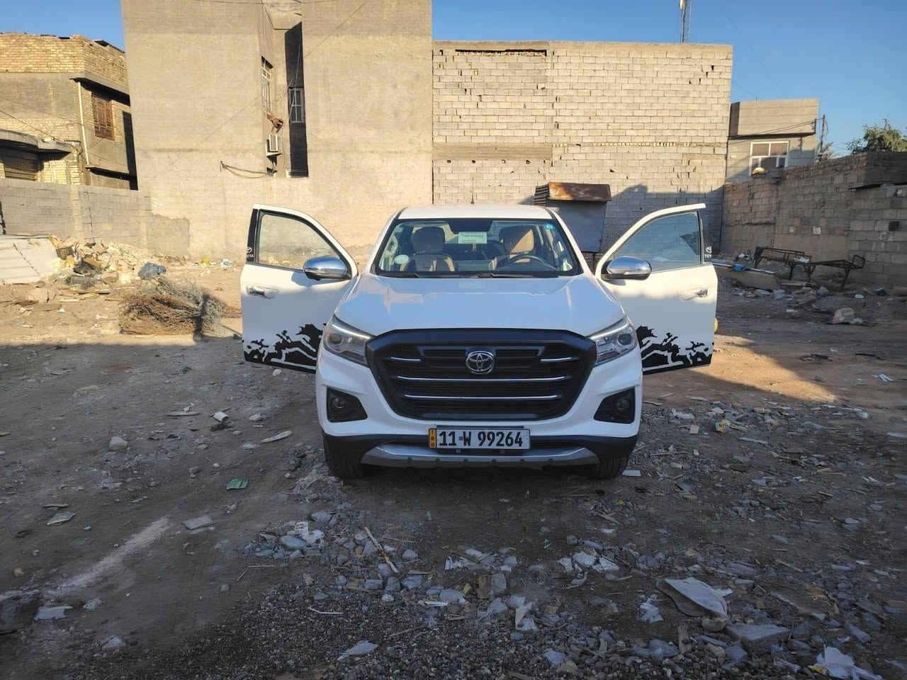 المواصفات العامة :
المحرك: 2.4 لتر تيربو بنزين
ناقل الحركة: اوتماتيك 
نظام الدفع: دفع رباعي (4x4)
عدد أنظمة القيادة:
إيكو (Eco)
نورمل (Normal)
سبورت (Sport)
اللون: ابيض 
سعة الخزان: 80 لتر
الحمولة القصوى: 1 طن
ماشية 70الف
1. تبريد أمامي قطعتين
2. شاشة لمس تدعم جميع أنظمة الاتصال
3. شاشة أعطال متقدمة
4. كاميرات 180° (خلفية + جانبية
5. حساسات خلفية عدد 4
6. حساسات ضغط الإطارات
7. نظام مساعدة نزول منحدرات
8. نظام مانع تزحلق
9. كروز كونترول (مثبت سرعة)
10. فول تحكمات من المقود (ستيرن)
11. إضاءة أمامية LED
12.مقاعد كهربائية
وبعد بيها هواي مواصفات فول للاخير 
 سعرها 160 

مكان السيارة بغداد
*********** وتساب
*********** وتساب
