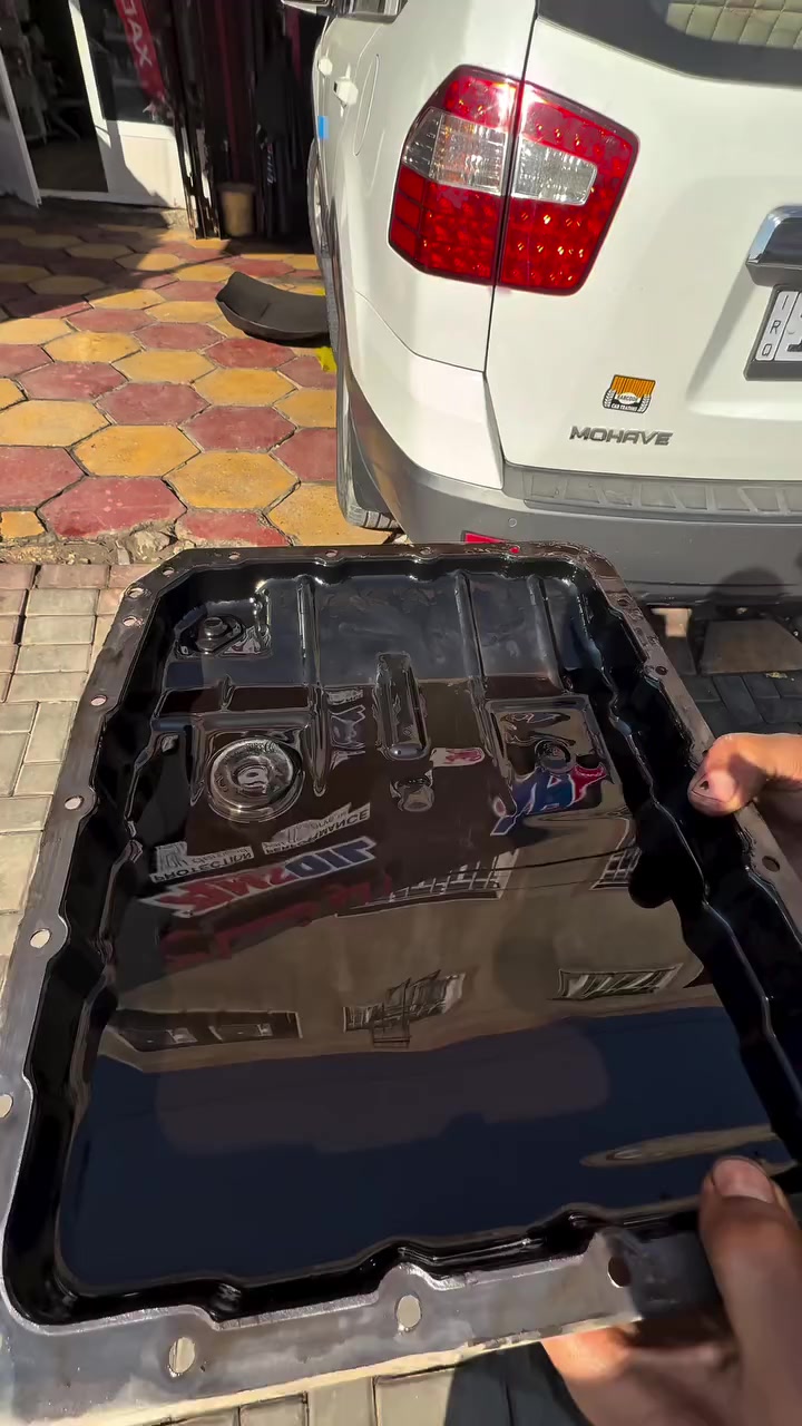 ️ تنبيه لأصحاب كيا موهافي ⚠️
إذا كير  سيارتك،، التبديل مو طبيعي
ترى لا تنتظر…
إهمال هيدروليك الكير  =رح تخصر كير  كامل 💸

🔧 حلّك عدنه
✅ استبدال هيدروليك الكير 
✅ تبديل الفلتر
✅ تنظيف كنترول الكير  تنظيف أصولي

ليش تسويها هسه؟
❌ زيت متوسخ = ضغط غلط
❌ ضغط غلط = خراب كير
❌ خراب كير  = صرفية توجع القلب 😬

🔥 سوّق سيارتك قبل لا تفوتك
نعومة بالتبديل + عمر أطول للكير 

⏳ لا تأجّل… الكير  ما ينطر

“أهلاً بيك 🌹 

العنوان بغداد حي القاهرة بتجاه جسر البنوك قبل صعدة الجسر مجاور منظفات القاهرة قرب 
 اوقات العمل 
جميع. ايام الاسبوع من 8 صباحآ الى 9 ليلاً
📱***********

‼️يوم الجمعه يكون العمل من 8 الى 8 ‼️
