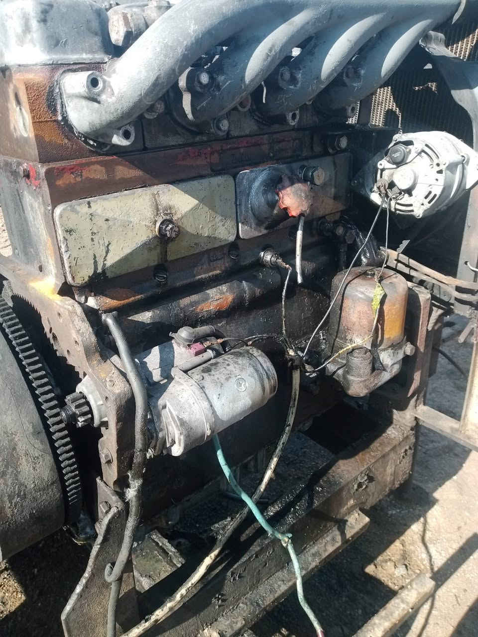 مولد عنتر شغال بس البم بيه شويه ظعف 20كيفي بيع مستعجل رقم الهاتف ***********
