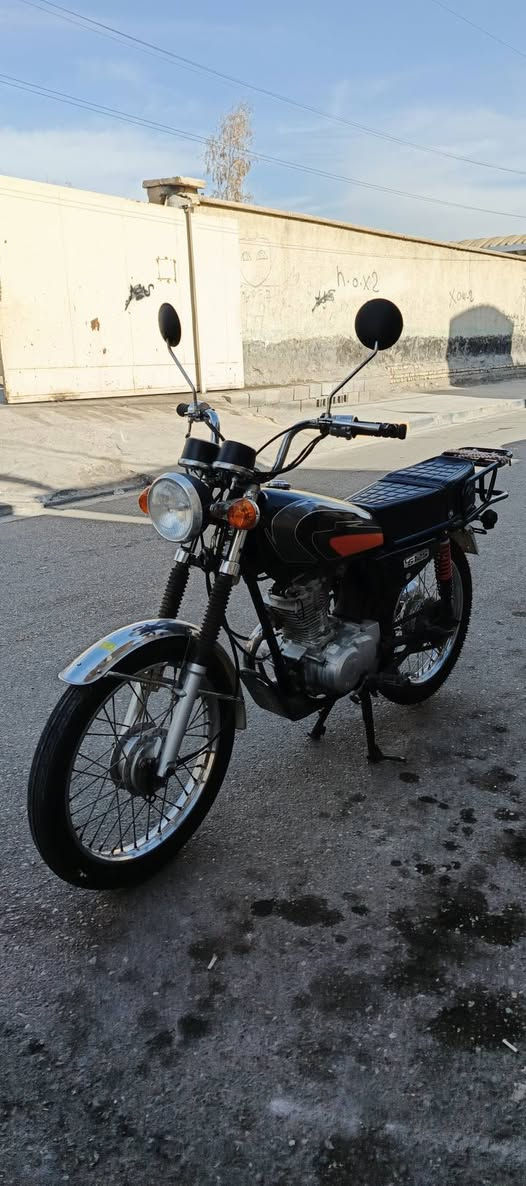 دراجه نامه ادوات ادوات ادوات
مكفوله من سرقه والحجز
معمره كلشي جديد بيه كلجات مداكر تانكي كشن دبلات تايرات مكينه مامفتوحه كابريته جديده كهربائيات جدد وشغالات للاستفسار ***********
مكانه بصره القبله  يعره ٦٥٠ الف البصرة, العراق
