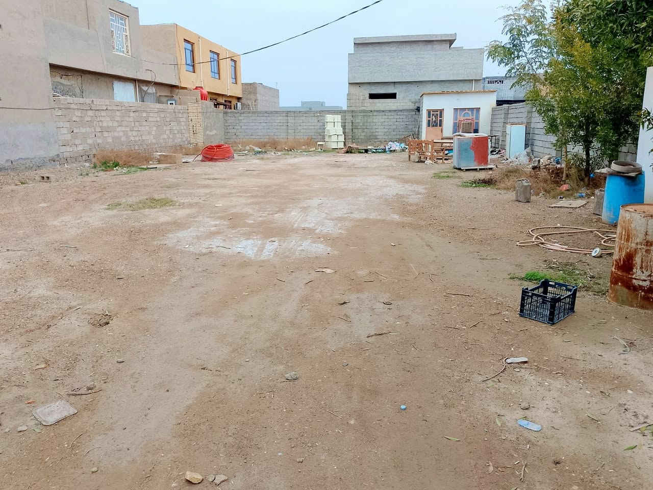 قطعة أرض تجارية للبيع🔥🔥
📐 المساحة: 720 م²
📏 الواجهة: 18 متر
📏 النزال: 40 متر
📍 الموقع: على الشارع المحيط، قرب غسل قصي بطيط
✅ أرض تجارية
✅ موقع حيوي ومناسب للمشاريع التجارية والاستثمار
للجادين فقط:🫴👇
📞 للاستفسار: ***********
