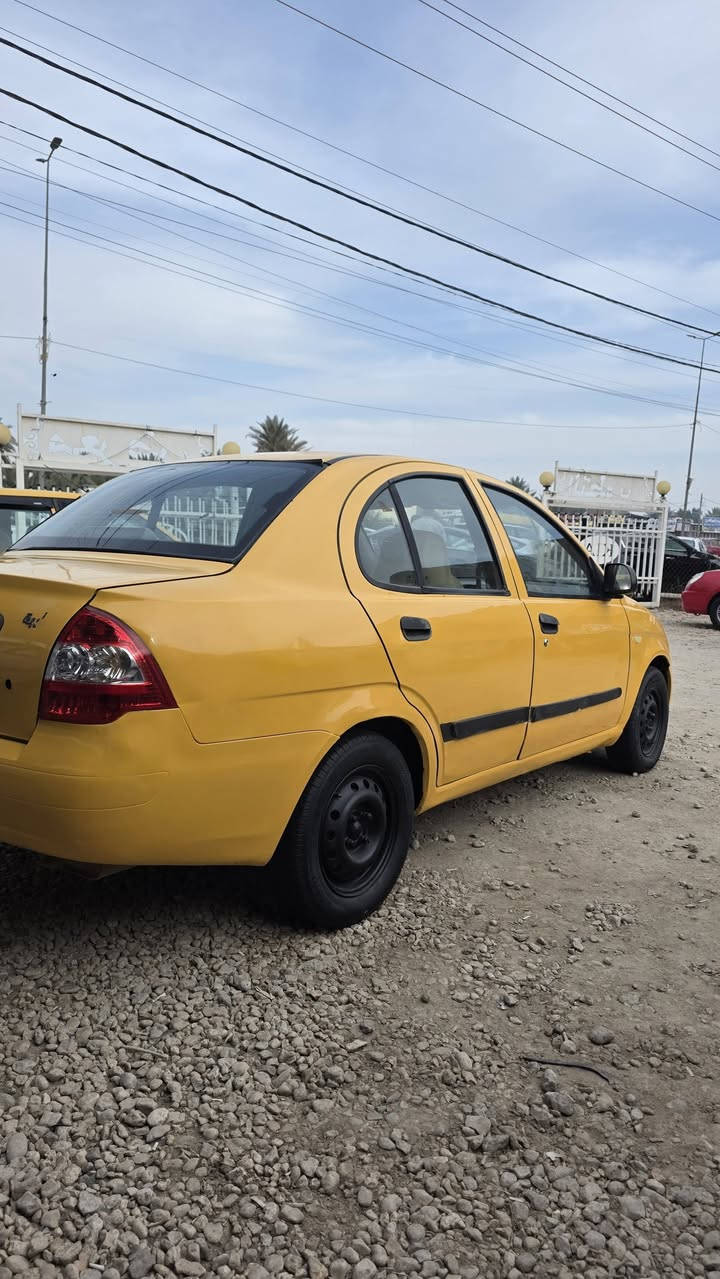 للبيع 
طيبه 2016رقم بغداد  مشروع وطني. 
مكينه وكير خير من الله. بيه مكانت صبغ للجماليه. تخم تاير. حداديه صدر نضيف مكفوله من ضربه 
السعر. 32وبيه مجال. 
مكان بابل المسيب 
***********
