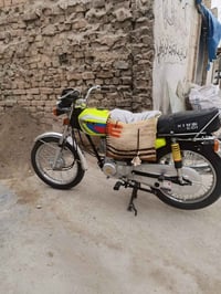 دراجة نارية • شبه أصلي • بعقوبة ديالى