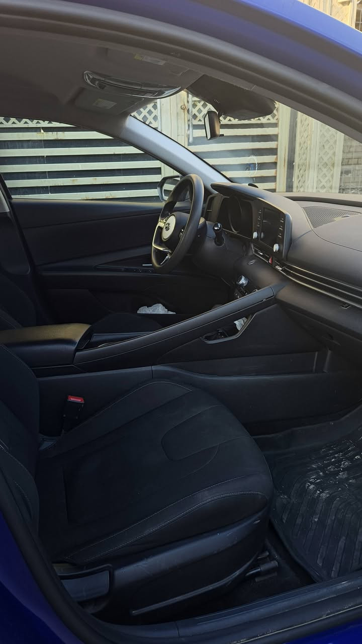 سلام عليكم
النترا هايبرد 
وارد امريكي 
موديل 23 
مواصفات 

٣ مودات قياده 

بصمه 
رادار امامي وخلفي
توقف ذاتي
مري جانبيات نقطه عمياء

تحكمات ستيرن جهتين 
شاشه 
تبريد بيانو
هند بريك بصمه
اتو هولد 
تدفئه كشنات
كامره دواره
السياره مبدل بيها جاملغ وبنيد اصليات 
للاستفسار ااكثر 
*********** 
السعر 148 وبيها مجال بسيط
