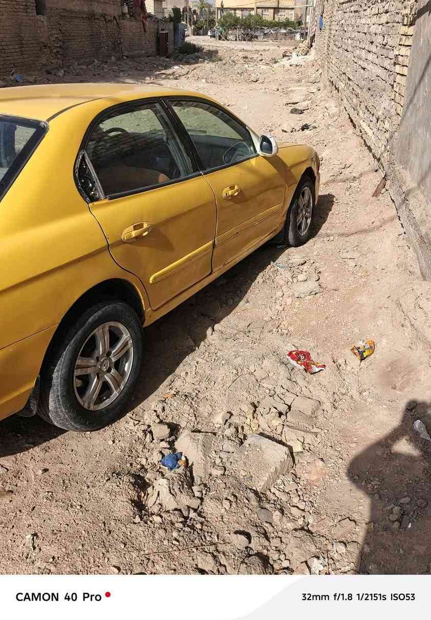 سلام عليكم سياره سوناتا البيع مديل 2001 كير محرك جدد رقم بابل سياره جاهزه تحويل شوكت متريد 25 وبيه مجال قليل رقم الهاتف ***********
