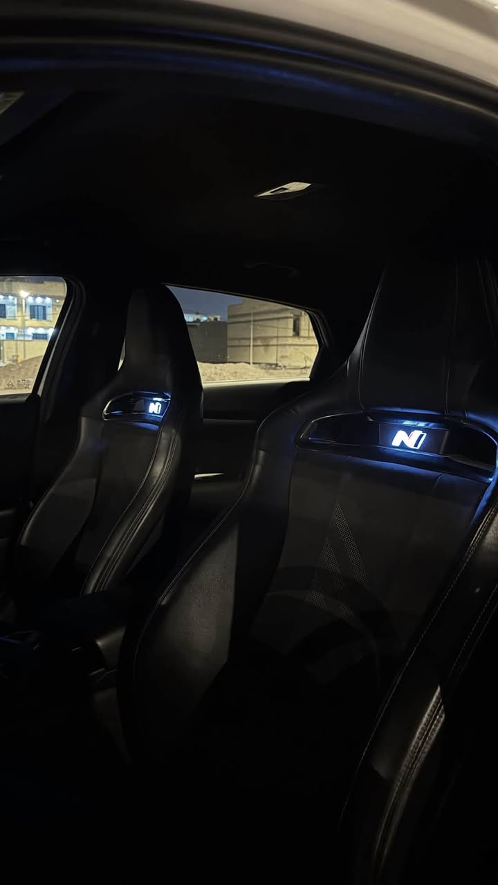 النترا N
موديل 2023
مكينة 2000 تيربو 🚀
كير عادي 🕹️
السيارة تجي فول مواصفات عده الفتحة 
كشنات رياضي حضن
اكتڤ كزوز 
اربع وضعيات قيادة ( N , sport , eco , normal )
علامة ضوئية N بل كشنات 
لد دشبول كل الالون بلادي تغير الوانه من الشاشة
رادارات امامية خلفية ونقاط عمياء
تحديد مسار 
ضربتهة بنيد وجاملغ فقط مبدل نفس اللون بدون لغد بدون شاصي السيارة كلهة بدون قطرة صبغ شرط حتى الدعاميات مامصبوغة
بدون رقم تترقم جميع المحافظات 
ماشية 63 الف ميل
مكاني البصرة ياسين خريبط 
هـ ***********
