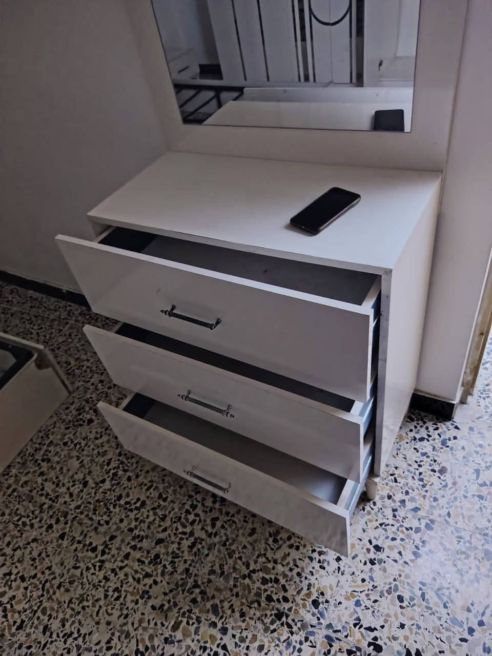 مابيهة ضرر قفلهة٣٠٠بدون دوشك  وهاي الي مبينه بلجربايه مماثره يرادلهة ضب وتكعد عدل


**إذا كنت صاحب هذا الإعلان وتريد حذفه لأي سبب، رجاءا أرسل رسالة إلى الدعم الفني**