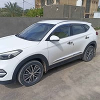 توسان للبيع خليجي مكفوله عدا بارد قليل بالبنيد  موديل 2018 السياره بأس...