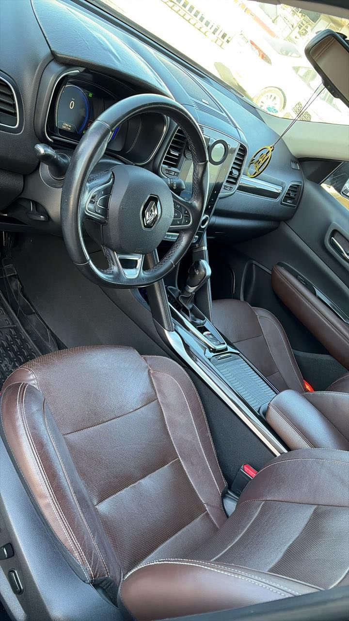 رینو کولیوس ٢٠١٨  ،، ماشیە ٦١٠٠٠ فول مواسفات ،،  مكان سليمانيه    *********** ,, 149$
