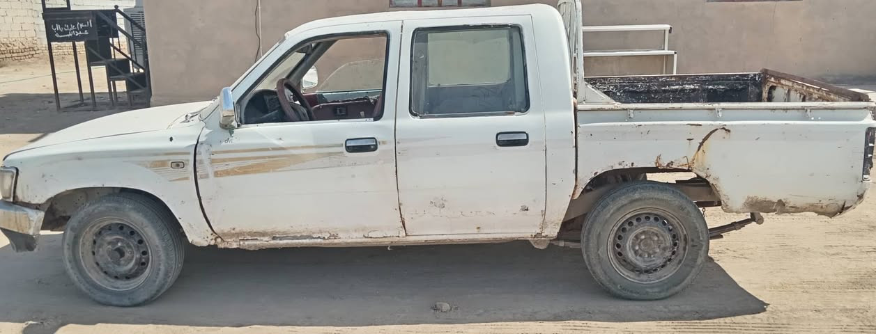 دير ٢٠٠٦ محرك كير انضاف حداديه تايرات نص عمر والباقي شوف العين بدون أوراق اتكفل عشائر وسرقه مكاني الشطرة *********** السعر ١٠ اوراق
