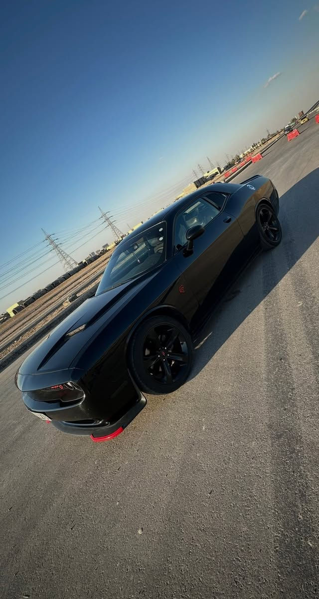 تشالنجر SXT V6
موديل 2019
وارد امريكي
شاشة وسط
كاميرا خلفية
ماشية 85ميل
السياره مصروف عليها
بيها صوت يخبل تحكم ريمونت 
جاهزه ماتصرف عليها الف
 عليها بولش ونانو  
رقم سليمانية 
حادث خلفي بسيط من امريكا واماكن بسيطه بارد
ولا قطعة صبغ  مكاني بغداد الدوره


**إذا كنت صاحب هذا الإعلان وتريد حذفه لأي سبب، رجاءا أرسل رسالة إلى الدعم الفني**