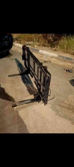 سله خلفيه للبيع سعوديه اصليه هوكين 225 وبيه مجال
***********
