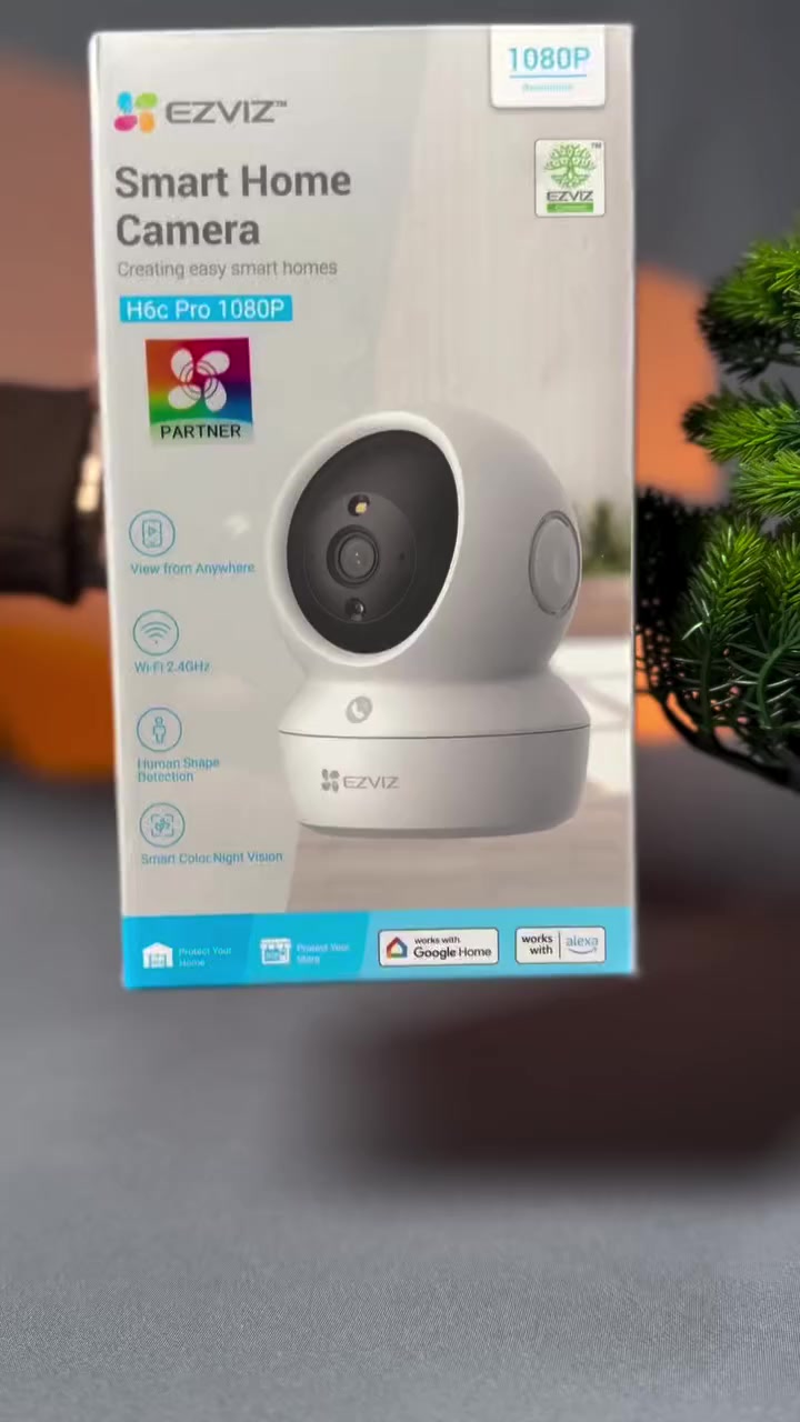 🎥— كاميرا المراقبة الذكية EZVIZ H6C Pro

راقب بيتك أو محلك من أي مكان بالعالم… مباشرة من موبايلك 📱🌍

🔹 جودة تصوير واضحة FULL HD 1080p  
تشوف التفاصيل بوضوح حتى داخل الغرفة 👀

🔹 دوران أفقي وعمودي 360°  
الكاميرا تتحرك يمين ويسار + أعلى وأسفل… يعني ماكو نقطة عمياء 🔄

🔹 تتبع الحركة الذكي 🤖  
إذا شخص يتحرك داخل المكان… الكاميرا تلاحقه تلقائياً وتبقى مصوّبة عليه!

🔹 رؤية ليلية ملونة 🌙  
حتى بالظلام تشوف الأشخاص بوضوح بدون ما تحتاج إنارة قوية

🔹 كشف الإنسان (Human Detection) 🚶‍♂️  
تميّز بين الإنسان والحيوان أو حركة الستارة… يقلل الإنذارات الكاذبة

🔹 مكالمة صوتية ثنائية الاتجاه 🎙🔊  
تكدر تحچي مع أهلك أو الموظف أو الزبون وانت خارج المكان!

🔹 تنبيه فوري على الهاتف 🔔  
أول ما يصير حركة يوصلك إشعار مباشر خلال ثواني

🔹 تخزين على ذاكرة MicroSD حتى 512GB 💾  
يعني تسجيل أيام طويلة بدون جهاز تسجيل

🔹 تعمل على الواي-فاي مباشرة 📶  
بدون أسلاك وبدون DVR أو NVR — فقط كهرباء ونت

🏠 مناسبة للبيت  
🏪 مناسبة للمحل  
👶 مراقبة الأطفال وكبار السن  
🐾 مراقبة الحيوانات الأليفة

💡 تركيب سريع خلال دقائق  
💡 تطبيق EZVIZ عربي وسهل الاستخدام

متوفرة الآن لدى البيدق للحلول الأمن والطاقة

*********** -   ***********
عنواننا كربلاء المقدسة خدمي حي رمضان مجاور الابراهيم
