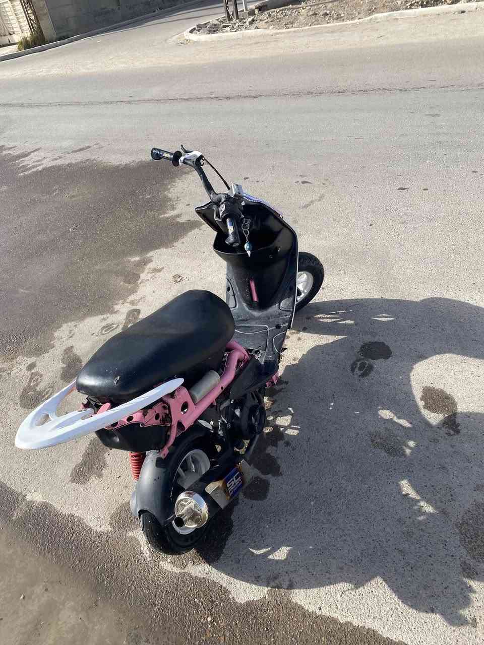 سلام عليكم ماكس عدله مال لعب البيع مكينه بلادي ٤٩شلعهً ومعدل دراجه قويه سعرها٤٥٠وبيها مجال هاذ رقميً***********
