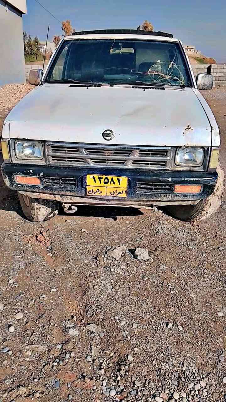 نيسان رقم دهوك محرك شغال بس الارفلو عاطل ابيع محرك فحم السعر 30 ورقه وبيها مجال
للاتصال 
‏‪***********‬‏
