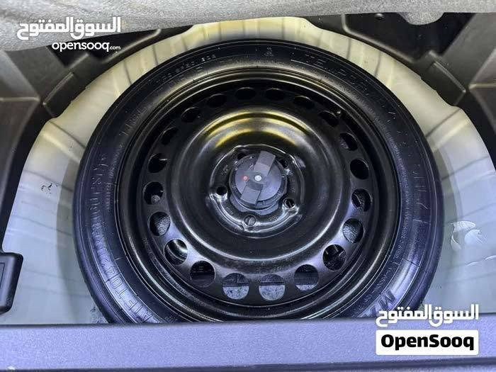 🚘 شيفروليه إكوينوكس LT ▪️ لون أبيض ▪️ محرك اقتصادي وقوي ▪️ كير أوتوماتيك ▪️ شاشة لمس + بلوتوث ▪️ كاميرا خلفية ▪️ تكييف ممتاز ▪️ عداد حوالي 50 ألف كيلو ▪️ استخدام نظيف
🔹 السيارة وارد أمريكي 🔹 سنوية ورقم باسمي تحويل مباشر
مكلف بالنشر..
الاتصال على الرقم...
***********
