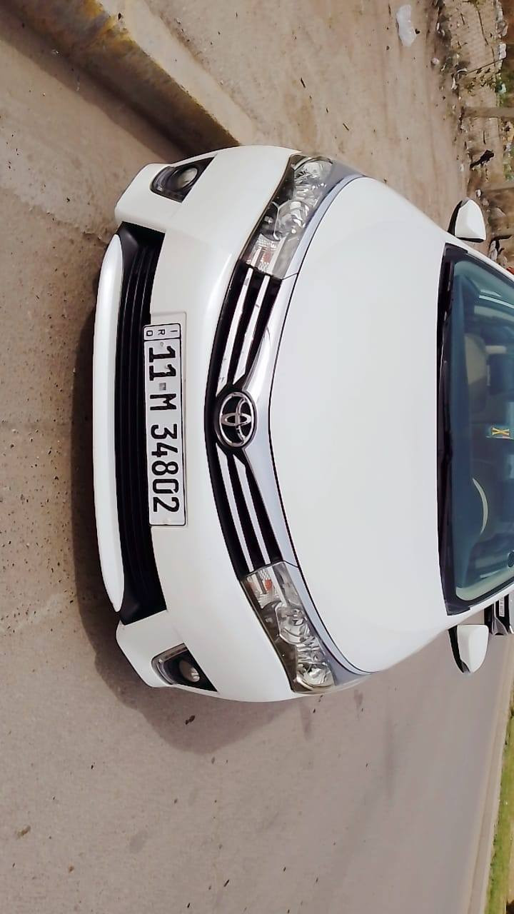 سلام عليكم أخواني عندي كورلا مديل 2015 خليجي ماشية 100 حقيقي 120 ادك جرص السيارة رقم بغداد أنكليزي تخم تاير جديد صدر أمامي خلفي على وضع الشركة مكينة كير كلة على وضع الشركة
مواصفات
بصمة تشغيل
حساسات أمامية خلفية
أشاير بالمري مري شفط
كتلوك بالجكمجة
بصمات 2
5 ويل كب
لايت زنون عالي و ناصي
السيارة مكفولة عدا شبر بارد فقط السيارة على وضع الشركة
مكان بغداد
السعر 140
رقم الهاتف ***********
