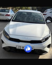 للبيع سيراتو 2024 فول مواصفات اعلى فئه مكينه 2000 سلايت شاشه بلاد واري...