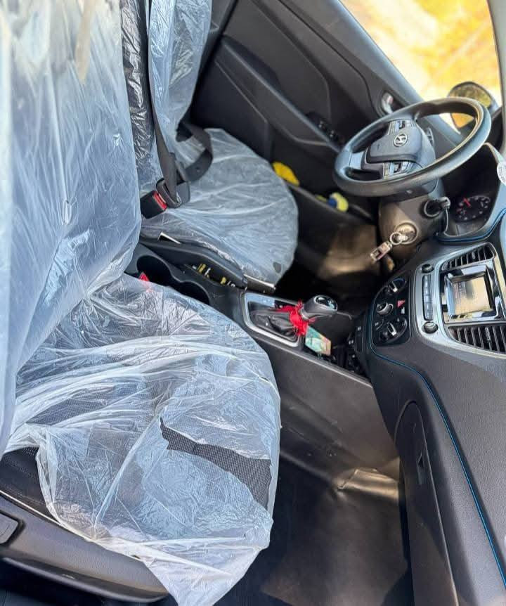 اكسنت 2020 امريكي
حادثها  الاصلي بسيط 

قطعه وحده 

1600 محرك 

نظيفه جدا ماشيه 55 الف 

مال جناي 

كير  At

تبريدها ثلج  تخم تاير جديد وباتري 
كاميرا وبيها مواصفات هواي ماعرف بيهن 

واي استفسار خاص اوواتس اب 

***********

رايدتها ب118 $
بغداد بسمايا
