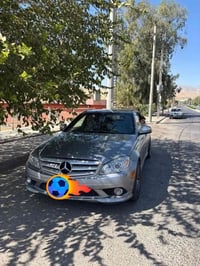 مارسدس للبيع مديل 2009فول مواصفات كشنات جلد وكهرباء رقم بغداد انكليزي ...
