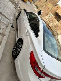 هونداي ازيرا ٢٠١٥خليجي فول ثلاثة قطع رش بدون دواخل وبدون ايرباك حداديه...