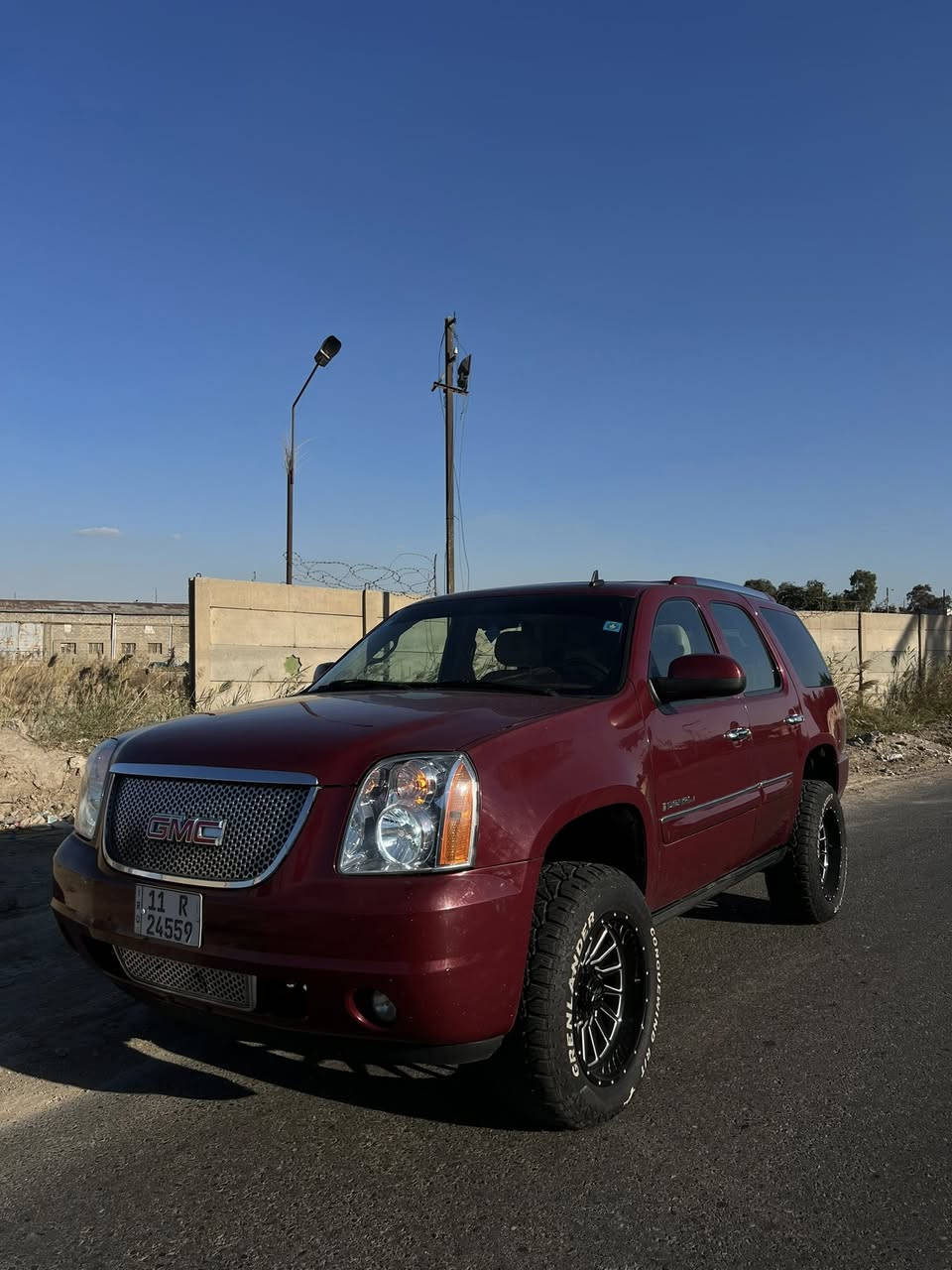 السلام عليكم اخوان للبيع  او مراوس. 

السعر 200 
ورقه يعني شدتين وبي مجال 
ورجاءا اخوان
كلشي بسوك موجود 
هاي ماكو بجدادتها 

جي ام سي يوكن  دينالي. موديل 2014 

وارد امريكي صور الحادث بالمنشور السياره مصروف عليهه 

ومابيهه نقص برغي. وضايف منضومه غاز 

مواصفات متخلص

سلايد
دوس شفط
داخل عسلي وتدفئة وتبريد
شاشه سقف
تشغيل عن بعد
مري شفط وشاير بالمري
جنطه شفط وكهرباء
بريك وبنزين كهرباء
وبعد بيهه مواصفات متخلص
مكان السياره بغداد المنصور
***********
