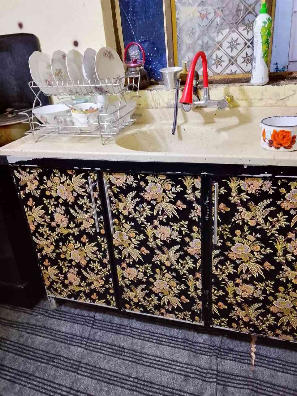 السلام عليكم كاونتر ثلاث قطع ب350وبي مجال اتصل عله الرقم ***********
