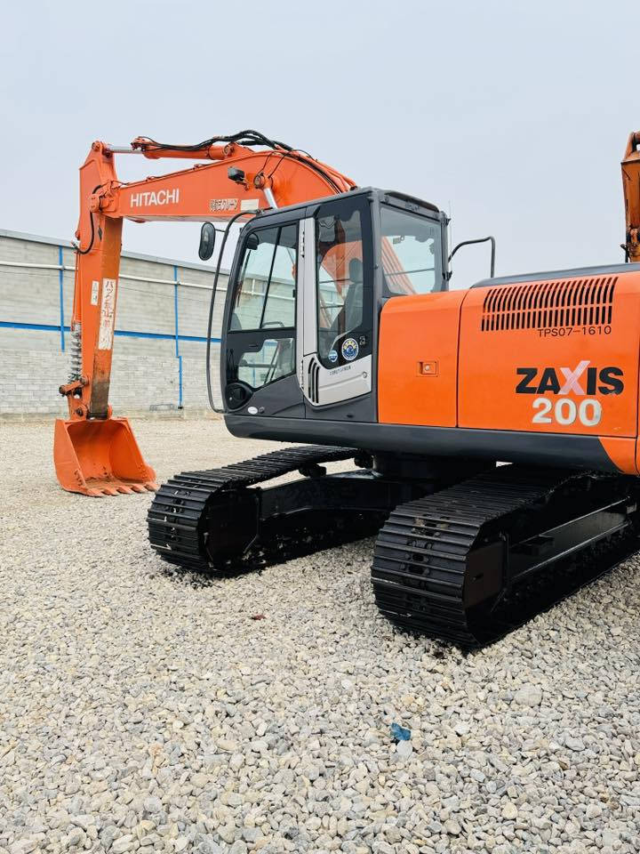 يتوفر لدى معرض الفنجان 🥇
للتجارة العامة وتجارت الآليات الثقيلة 
حفاره زت ثري  2013اصل  وفصل 
بموديلها مامشتغله بالعراق ولا كيله شرط 📍
 
دخول. جديد ياباني 🈯️🈯️
عدد ساعات العمل 5. 

#حدادية زناجيل نظافه100/100🥇
#فــقط لعشاق الجـديــد والمميز.

#كفـالة عامة فـول مواصفات 🇯🇵🏆•
#
#الـــعنوان الديوانية طريق الحمزه نزلت جسر سايلو 📍.
الأستفسار ***********☎️📞
