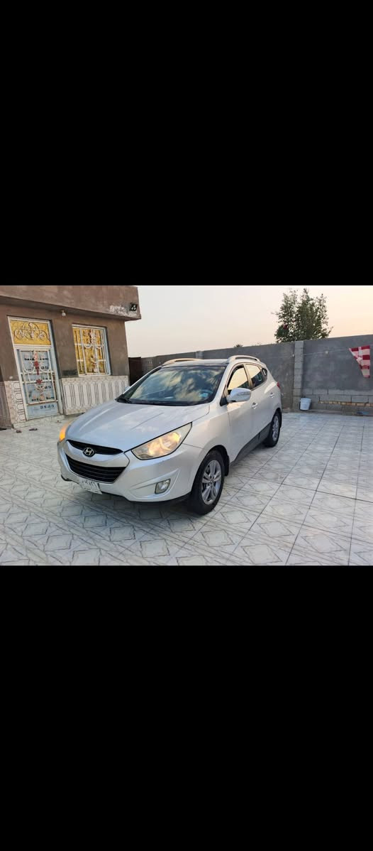 السلام عليكم
رمضان كريم 🌜 
توسان موديل 2013 رقم بصره حره تحويل ثاني يوم سنويه مجدده 28 مشروع وطني وارد خليجي مكفوله من الضربه القويه بيه تبديل جاملغ بيه رشات صبغ تجميل مكفوله من الضربه القويه والكص العيب الشرعي مكينه 2000 شرط ما مفتوحه مكينه وكير وحداديه وتبريد وتخم تايرات كله مكفول سياره جاهزه مال جناي بمعنه الكلمه مواصفات تحكم ستيرن بنراما فول واحد على واحد مكان سياره ناصريه سعر 117 بيه مجال قليل رقم الهاتف *********** أنه مكلف بل نشر خابر راعيه بيك خير وتدلل مراوس حسب القناع
